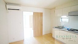 ブランジュール 102 1階1DKのリビング/ダイニング