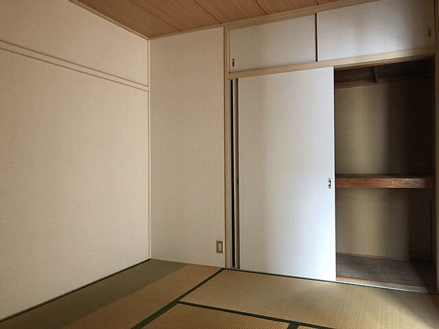 寝室