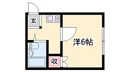 サンパレス 2階
