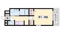 アリュール 1階
