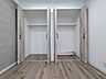 収納：《クローゼット》奥行きがありたっぷり収納可能！各部屋に収納スペースを確保しています。