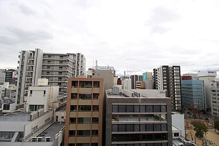 ■バルコニー前は高い建物がなく、眺めが良いお部屋です♪