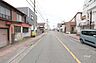 外観：物件の東側前面道路（南側から）［2026年4月29日撮影］