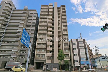 プライムメイツ泉の外観(北側から)
