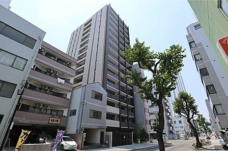 オープンレジデンシアザ・ミッドフォートの外観(北東側から)