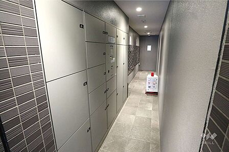 宅配ボックスと共用ポスト
