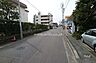 その他：敷地北側の前面道路（東側から）