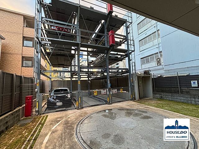 駐車場 ペット可駅近&3路線利用可能プレサンスジェネ千種内山II 11階/-