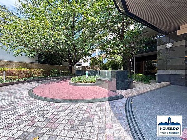 エントランスを拡大表示