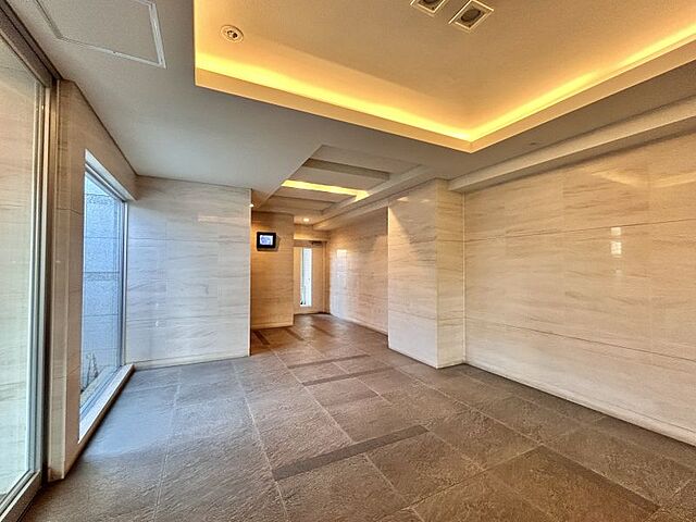 エントランス ユニーブル平針ガーデン 5階/-