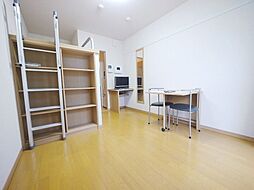 レオパレス山88 302 3階1Kのリビング/ダイニング