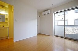 f-cube 201 2階1Kのリビング/ダイニング