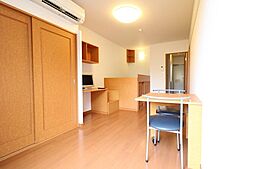 レオパレスアース21 106 1階1Kのリビング/ダイニング