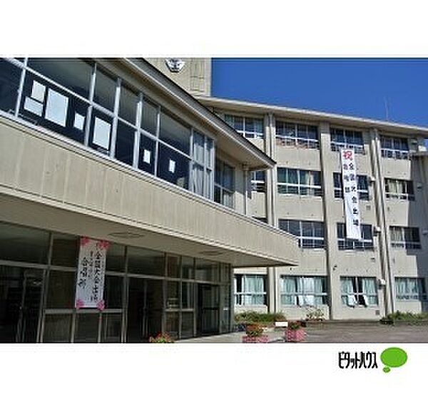 画像26:中学校「和歌山市立貴志中学校まで2662m」