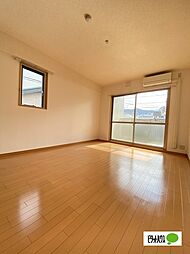 フランディル 206 2階1Kのリビング/ダイニング