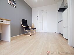 震雲マンション 2階1DKのリビング/ダイニング