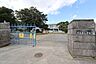 周辺：八重瀬町立具志頭小学校 2060m