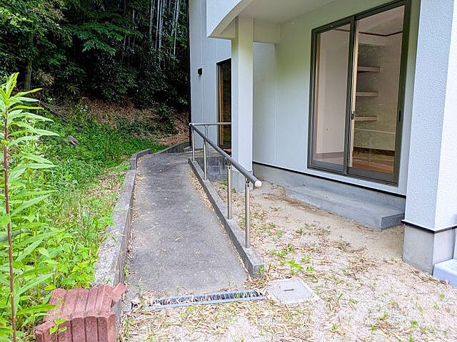 その他 広島市安芸区中野東2丁目