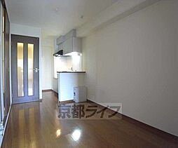 グラン・リヴィエール西京極 2階2LDKのリビング/ダイニング