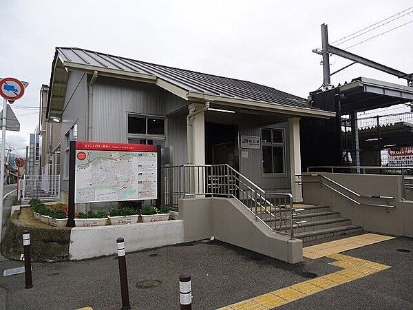 画像22:その他「JR和歌山線岩出駅駅様まで1000m」