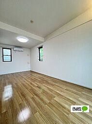 セトル・コンチェルト 202 2階ワンルームのリビング/ダイニング