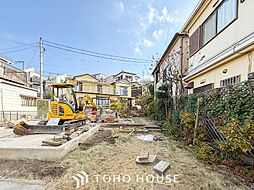 京急本線 上大岡駅 バス8分 日下小学校前下車 徒歩3分
