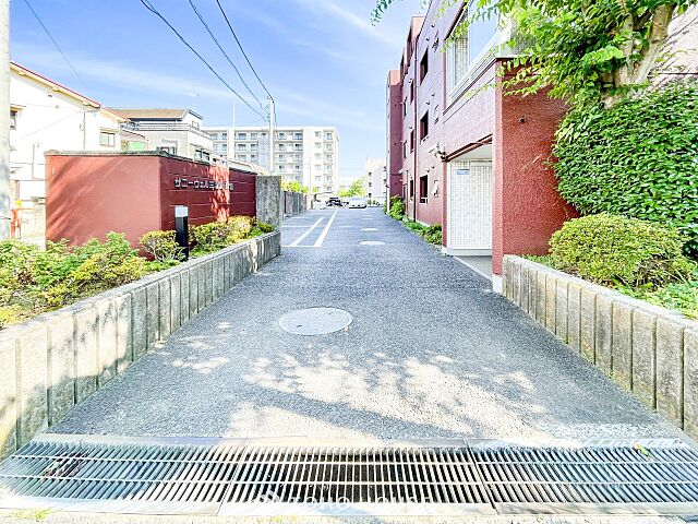 外観 サニーウェル三渓園西館 2階/-