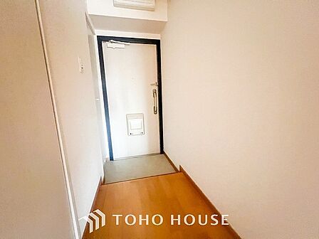 帰宅されるご家族や、訪れる方を優しく迎える・安らぎに満ちた生活空間を予感させてくれます。