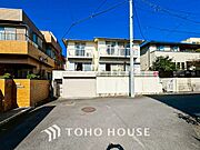 忙しく過ぎゆく日常を置き去るほど、ゆったりした時間が流れる住環境。