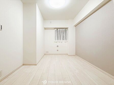 一日の疲れをいやしてくれる主寝室。自分時間を快適に過ごすプライベートルーム。