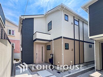 外観：閑静な住宅街の一角、ひと時のくつろぎが生まれ、ゆっくりと愛着が育まれていきます。