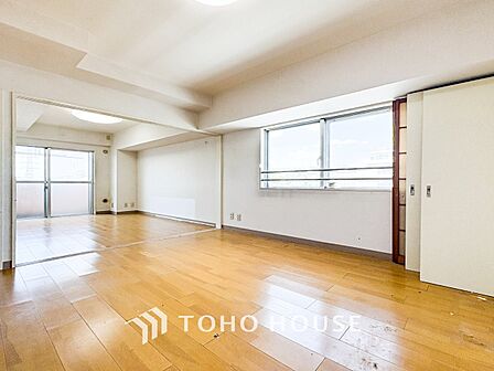 ご家族やお客様との時間など、多くの時を刻む空間。何気なく過ぎる時でさえも上質なひと時に。