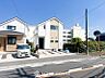 外観：毎日のお散歩も快適な、緑に恵まれた閑静な住宅地。