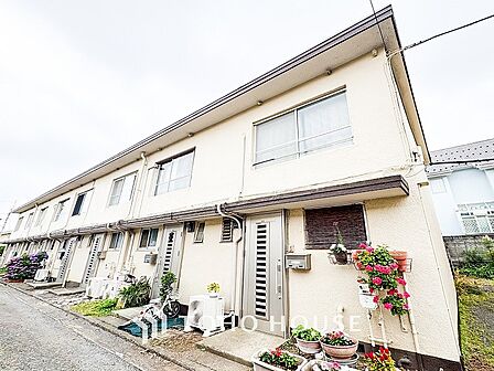 都市機能の利便性と暮らしやすさに満たされた住環境。心地よい陽光と風が舞い込みます。