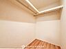 収納：どの部屋にもたっぷりの収納。お部屋にあまり収納家具をを置く必要が無くなり、ゆったりとした住空間が実現可能です。