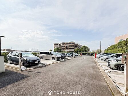 敷地内駐車スペース。日々の暮らしをスムーズに。