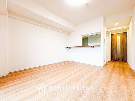 忙しい朝でも、しっかり家族が揃って食事をして頂けるゆとりある大きさのダイニングスペース。