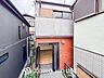 外観：閑静な住宅街の一角、ひと時のくつろぎが生まれ、ゆっくりと愛着が育まれていきます。