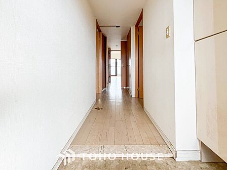 空気感という居心地の良いBGMは、暮らしのステージを彩り、心のやすらぎと満足感を与えてくれます。