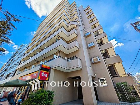 表現された空間は豊かな光と風を纏い、暮らしの時間を豊かにしてくれます。