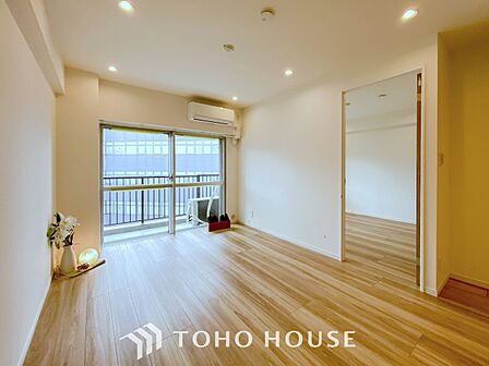 ご家族やお客様との時間など、多くの時を刻む空間。何気なく過ぎる時でさえも上質なひと時となる快適な空間を目指して。