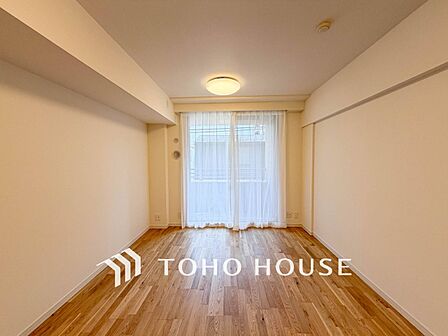 落ち着いた雰囲気に包まれた伸びやかな空間で、ゆったりと家族団らんの時間を過ごせます。