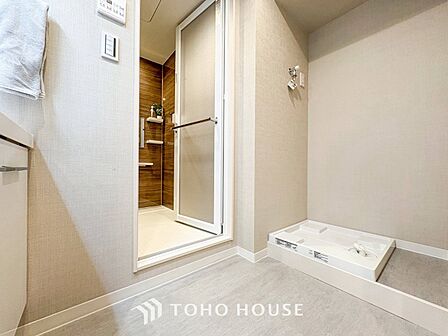 ご家族の1日が始まり、1日の終わりを締めくくる洗面空間。