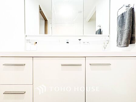 洗面台・洗面所ご家族の1日が始まり、1日の終わりを締めくくる洗面空間。
