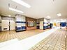 その他：訪れるゲストや住む人を優しく迎え入れてくれる明るい空間です。