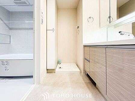 ご家族の1日が始まり、1日の終わりを締めくくる洗面空間。