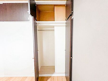 空間を余すところなく有効利用した収納は生活空間をより上質なものにしてくれるでしょう。