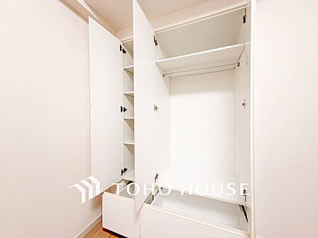 暮らし心地を大きく左右する収納を適材適所に配置。