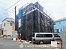 外観：爽やかな青空の下に贅沢なほどに降り注ぐ陽光、豊かな居住性と、クオリティが見事に調和した住空間。