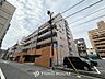 外観：前面道路含む現地写真『快適』は「家」と「街」と「環境」が調和した時に訪れるだと改めて感じさせてくれます。
